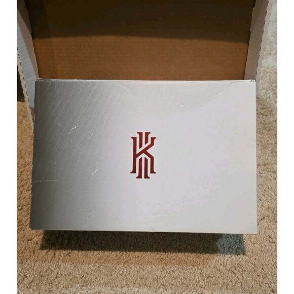 Nike Kyrie 2 Mens Size 11.5 Basketball Shoe main image 6